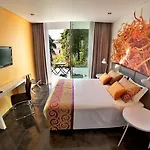 Casa Vela Boutique House & Pensión 4*