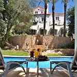 Casa Vela Boutique House & Pensión 4*