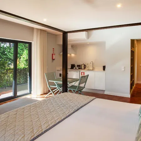 Casa Vela Boutique House 4* 카스카이스