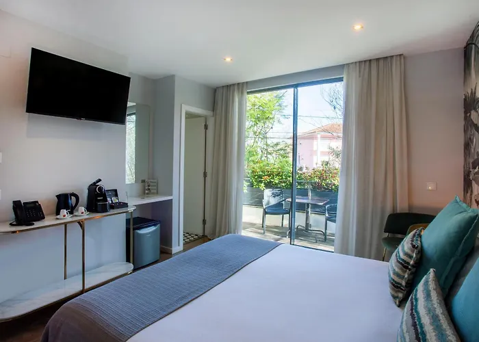 Casa Vela Boutique House & Cascais