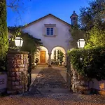 Casa Vela Boutique House &